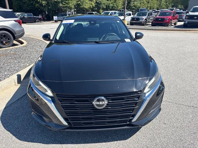 Certified Used 2023 Black Nissan 2.5 S image 3