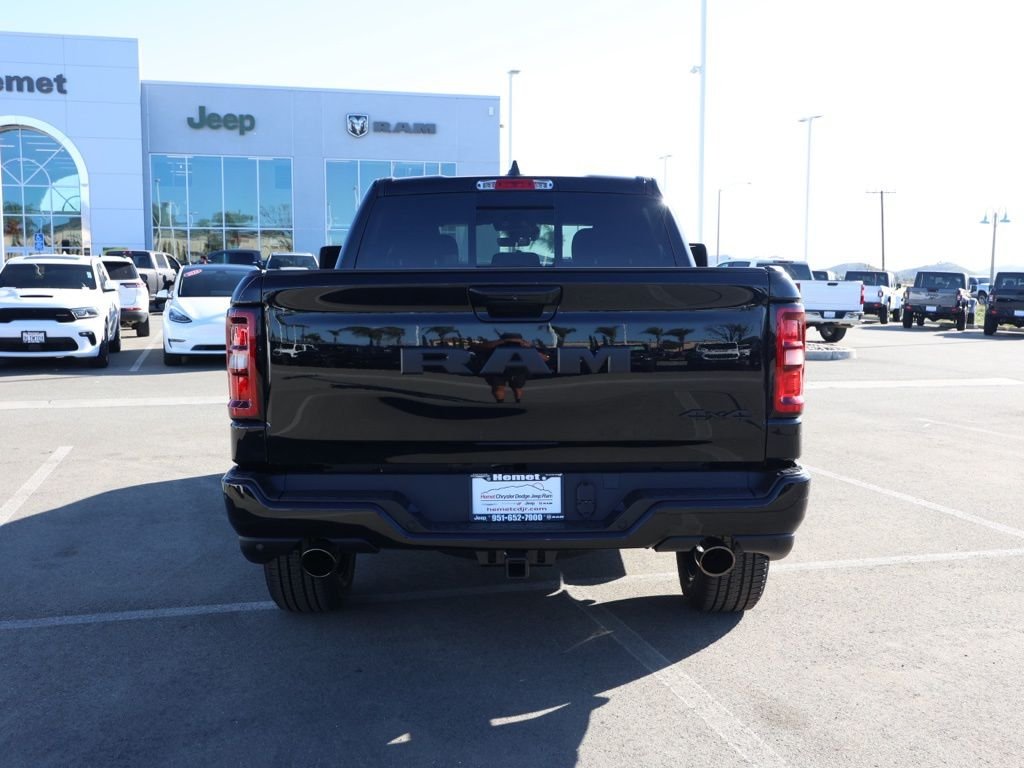 New 2026 Diamond Black Crystal Pearl-Coat Exterior Paint RAM Express image 4