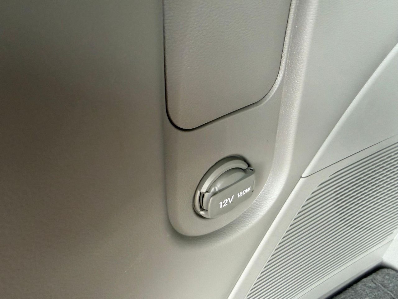 New 2027  Hyundai Limited image 48