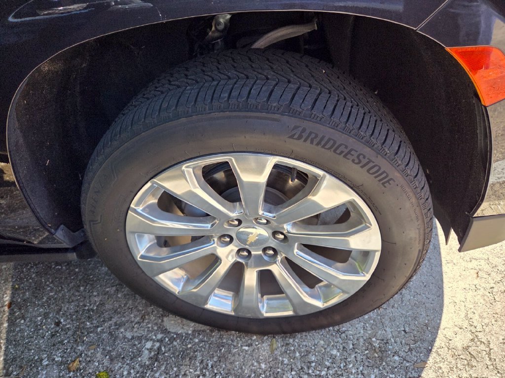 Used 2024 Dark Ash Metallic Chevrolet Premier image 6