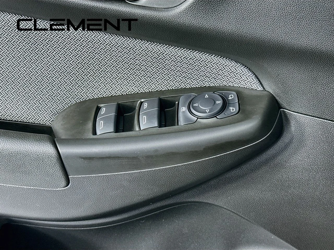 Used 2025 Sterling Gray Metallic Chevrolet LT image 24