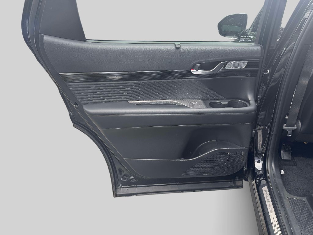 Used 2024 Black Hyundai Calligraphy image 10