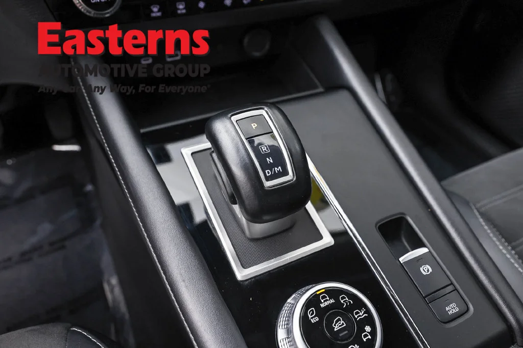 Used 2024 Gray Mitsubishi SE image 13