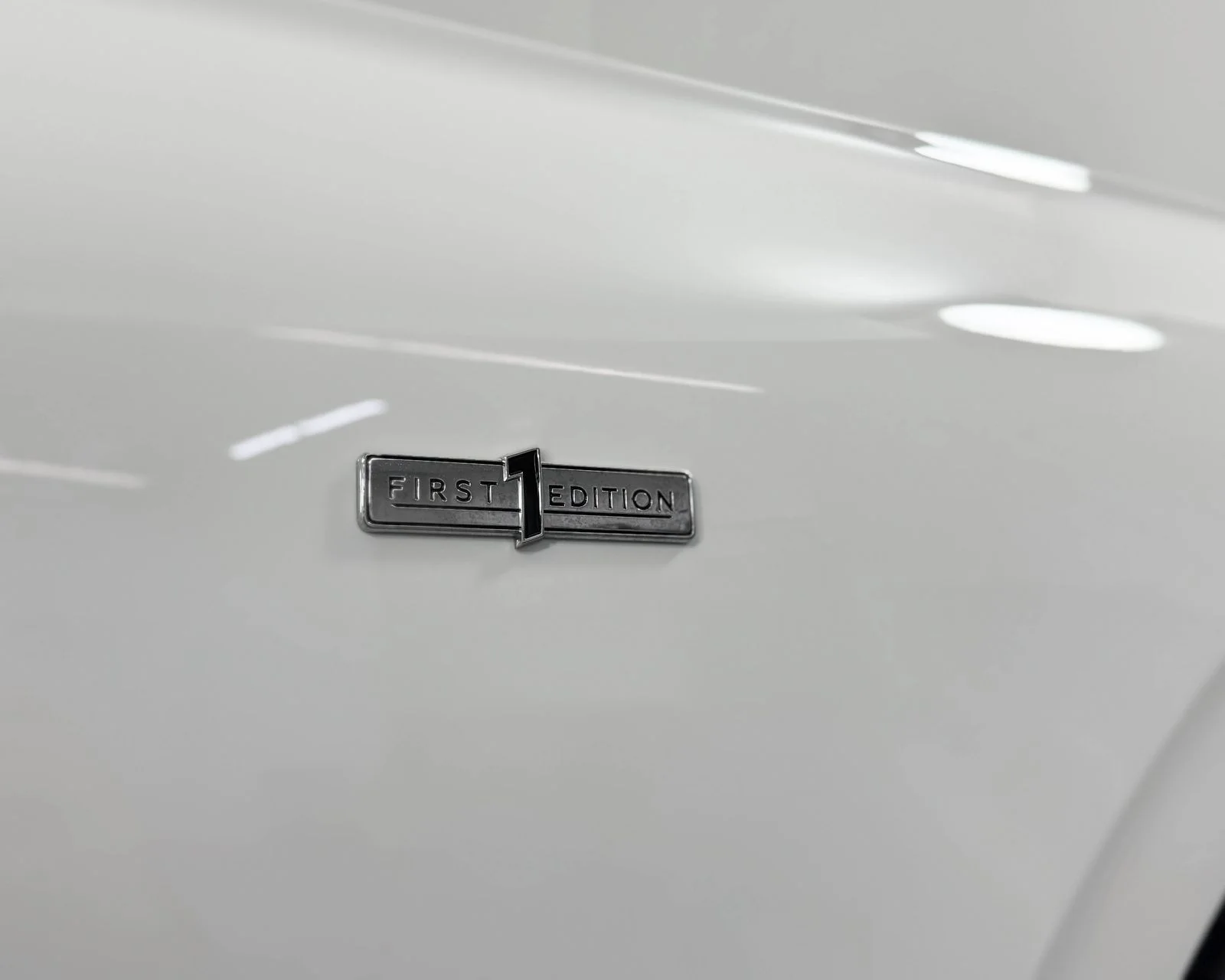 New 2025 Glacier White Bentley Speed image 44