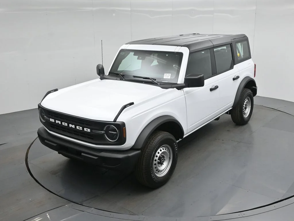New 2026 White Ford Base image 34