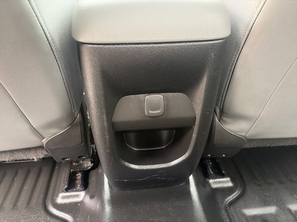 Used 2021 White GMC Elevation Standard image 36