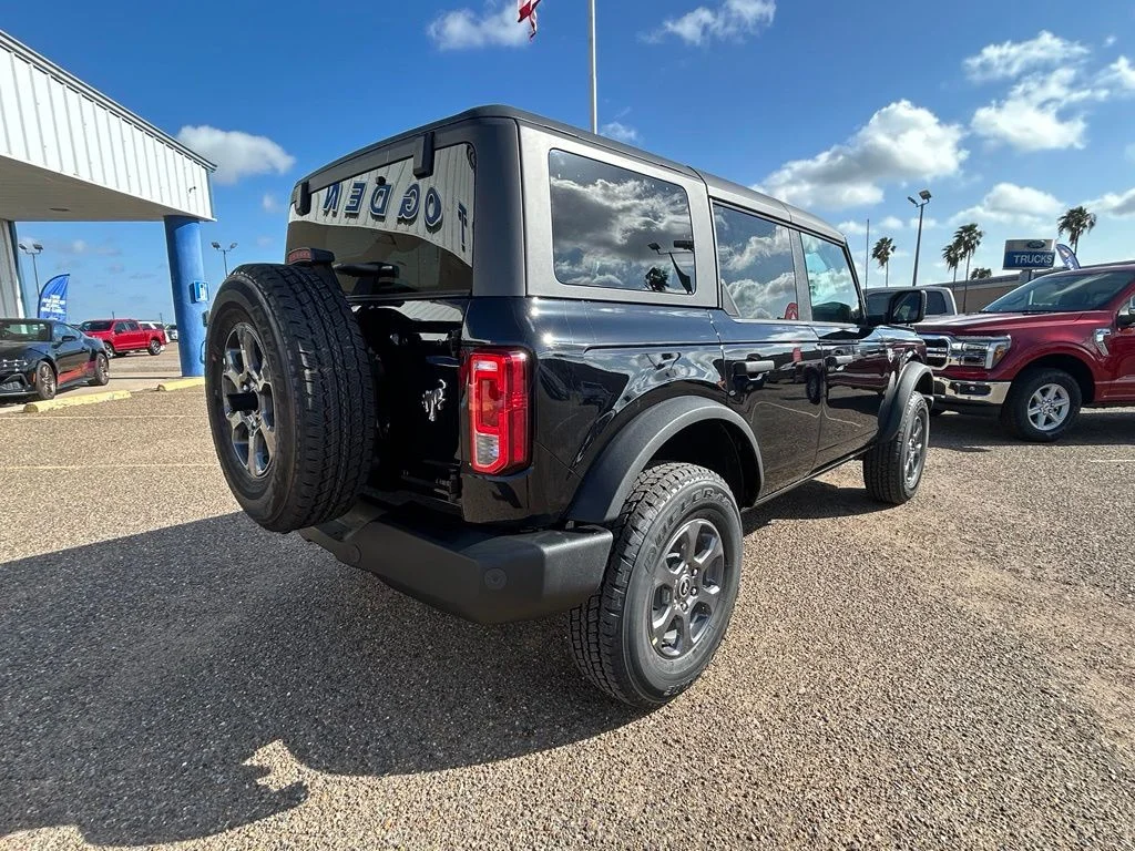 New 2026 Shadow Black Ford Big Bend® image 7