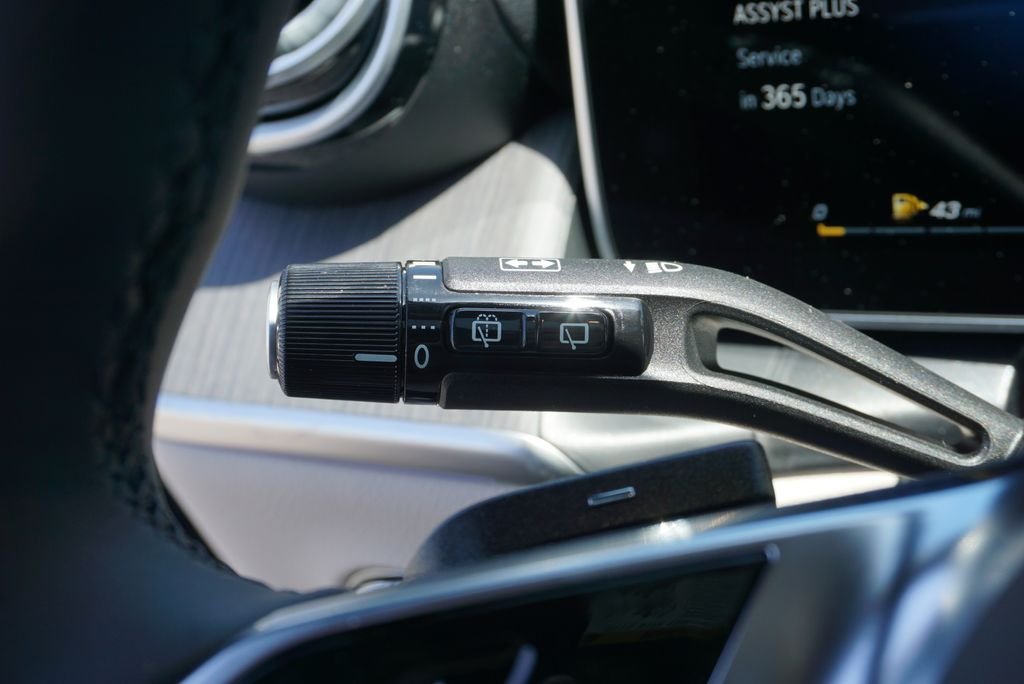 New 2026 Graphite Grey Metallic Mercedes-Benz GLC 300 image 28