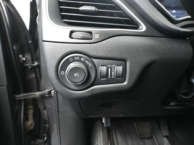 2022 Jeep Cherokee Trailhawk - Photo 30