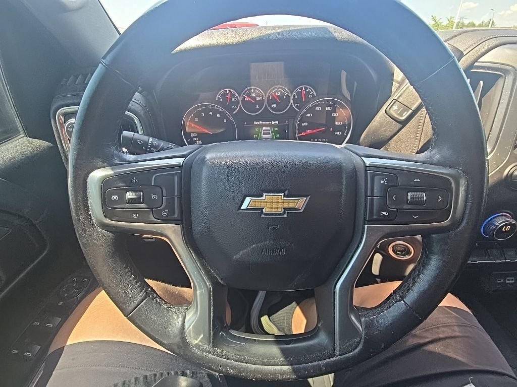 Used 2020 Silver Chevrolet LT image 14