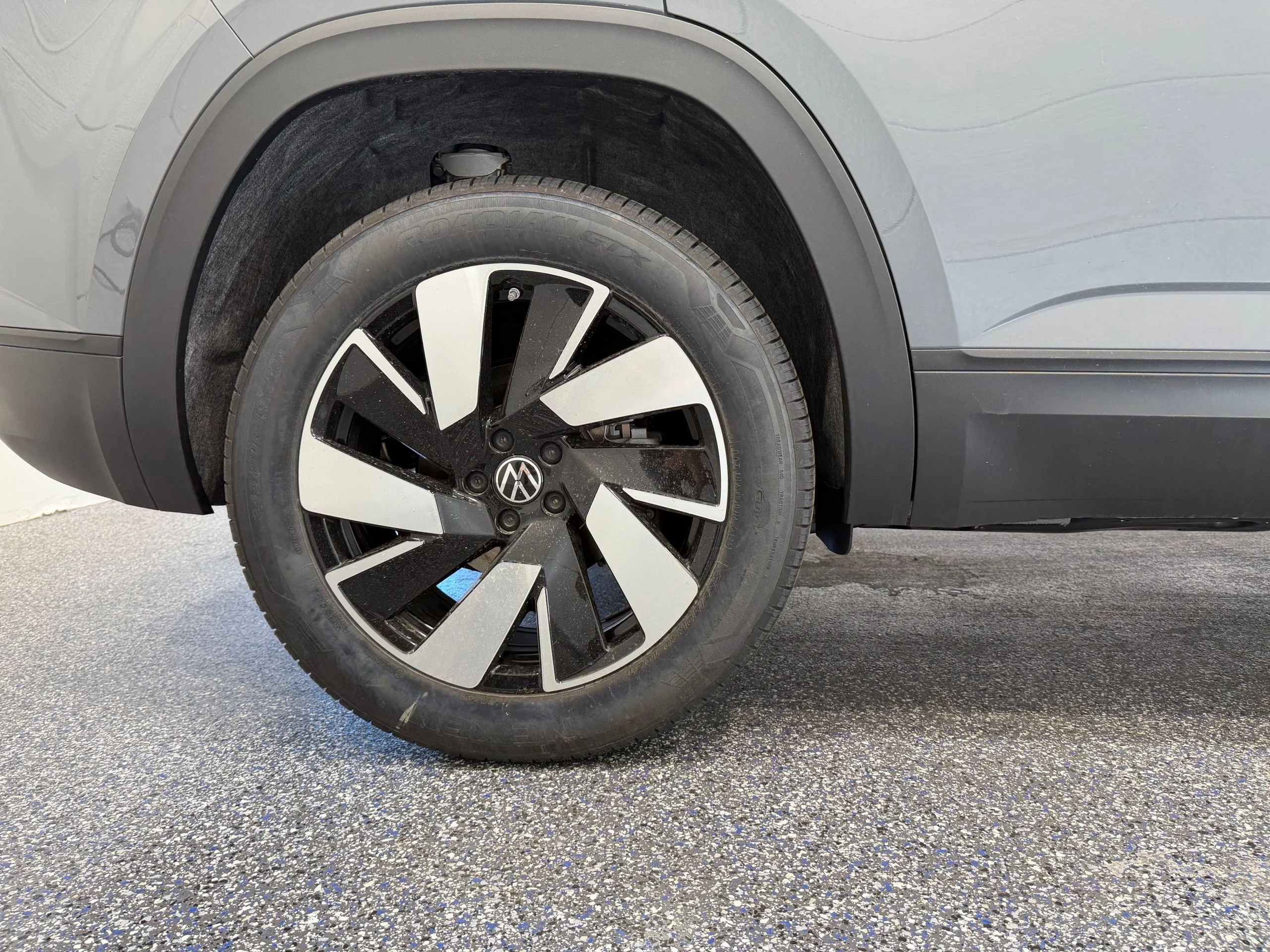 New 2026 Gray Volkswagen 2.0T SE w/Technology image 13