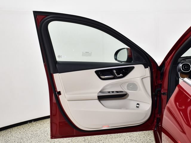 New 2026 MANUFAKTUR Patagonia Red Metallic Mercedes-Benz C 300 image 59