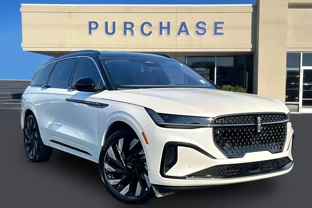 2025 Lincoln Nautilus Black Label