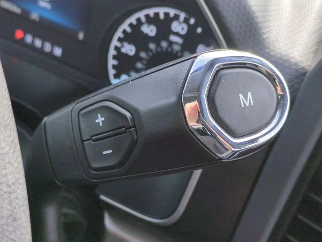 Used 2021 White Ford XLT image 24