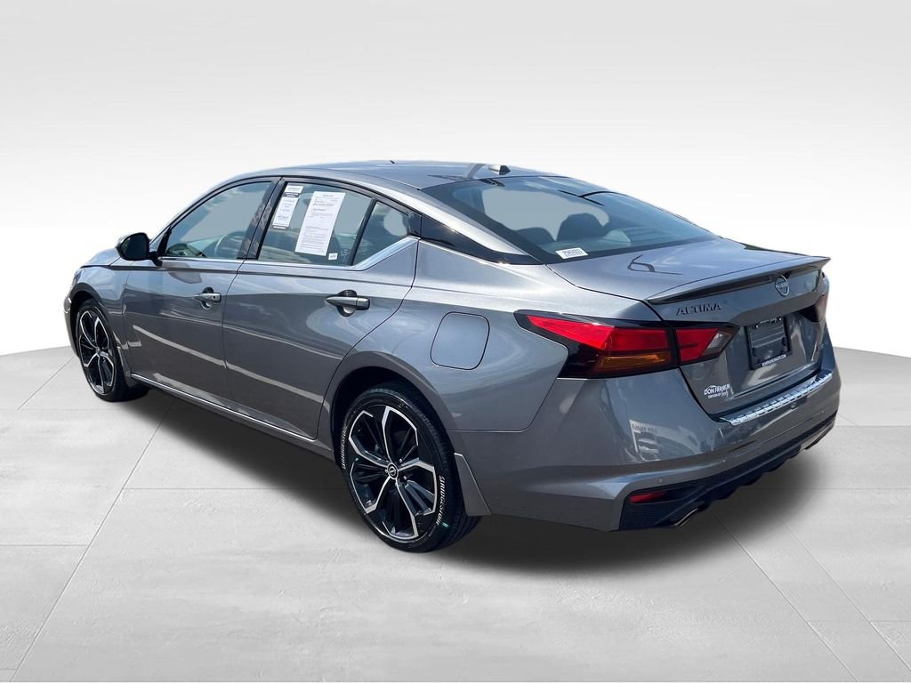 Used 2023 Gray Nissan 2.5 SR image 3