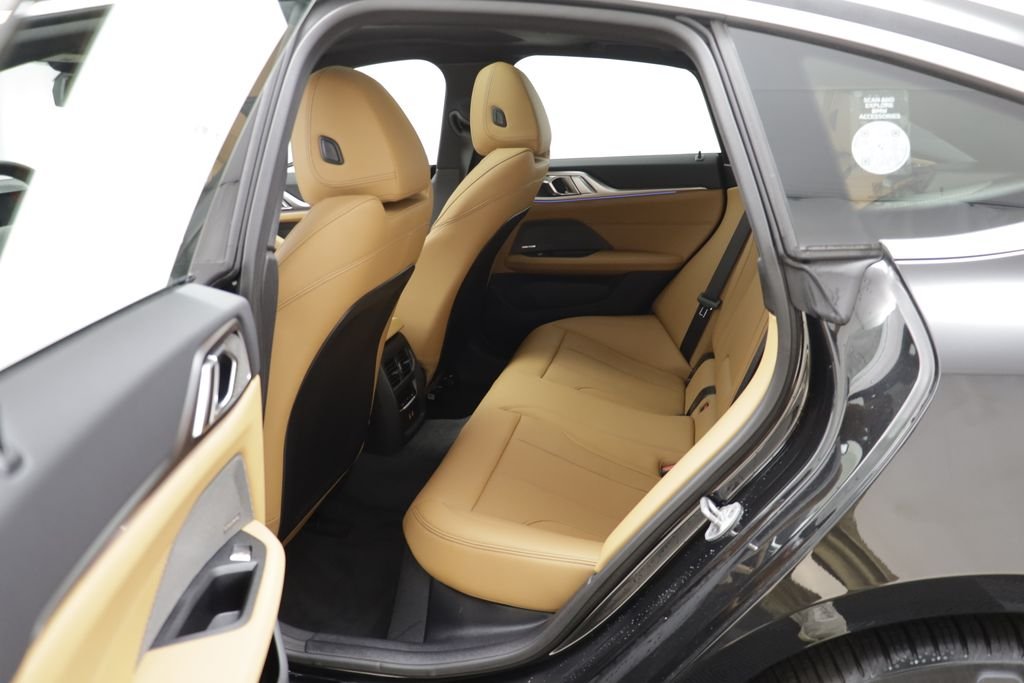 New 2026 Black Sapphire Metallic BMW xDrive40 image 15