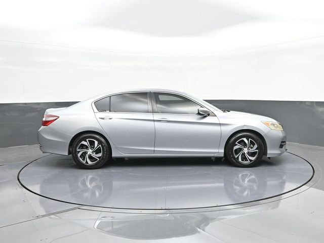 Used 2017 Lunar Silver Metallic Honda LX image 24