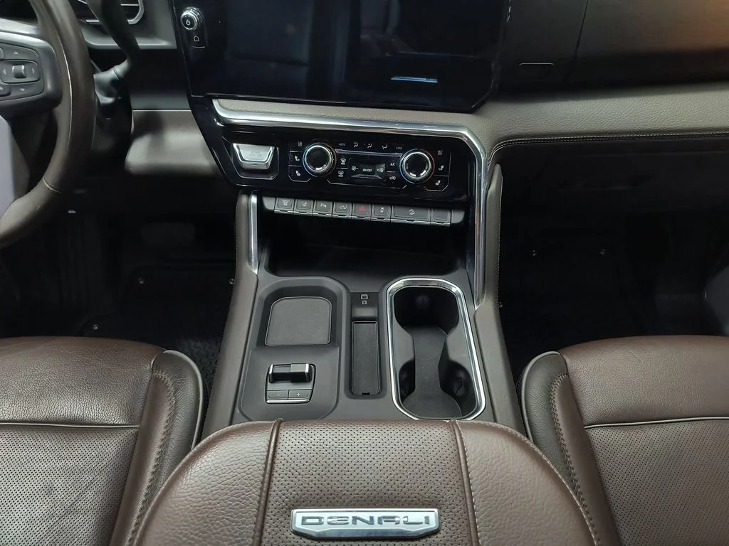Used 2024 Summit White GMC Denali image 14