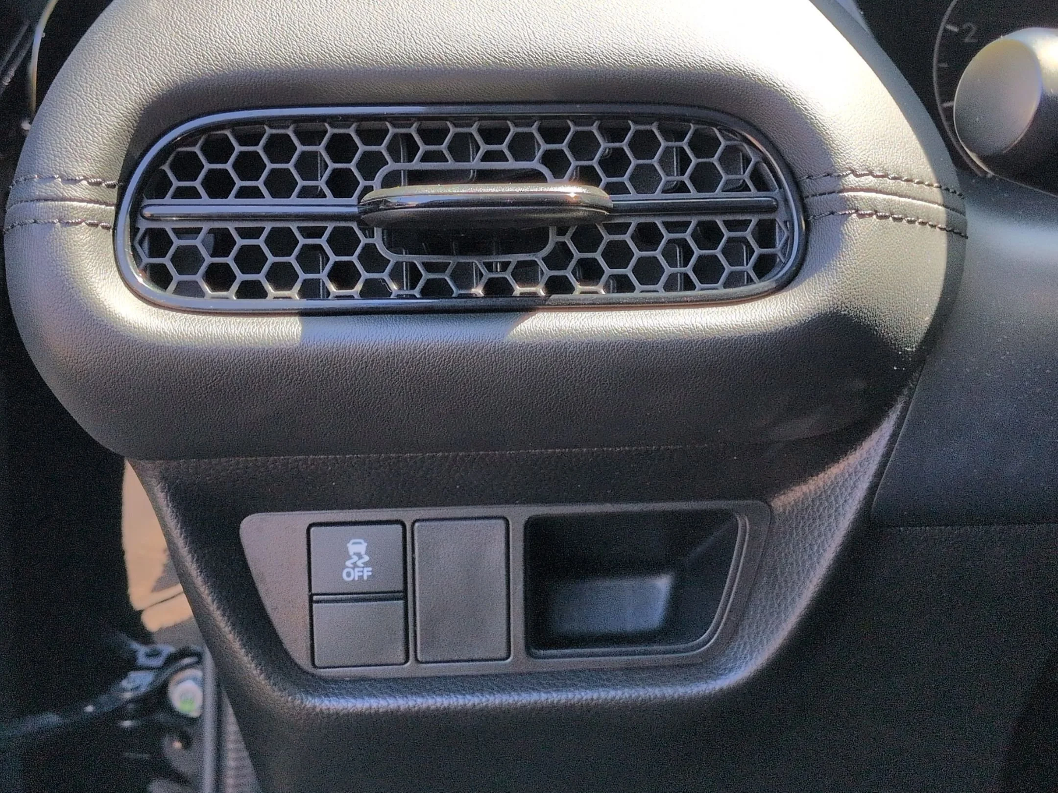 2024 Honda HR-V LX - Photo 24