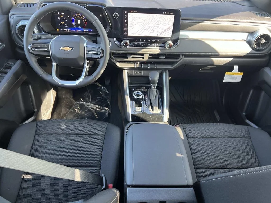 2026 Chevrolet Colorado LT - Photo 9
