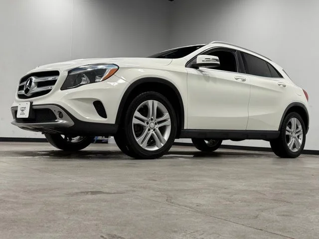 Used 2016 White Mercedes-Benz GLA 250 image 5