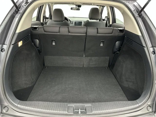Used 2022 Gray Honda EX image 23