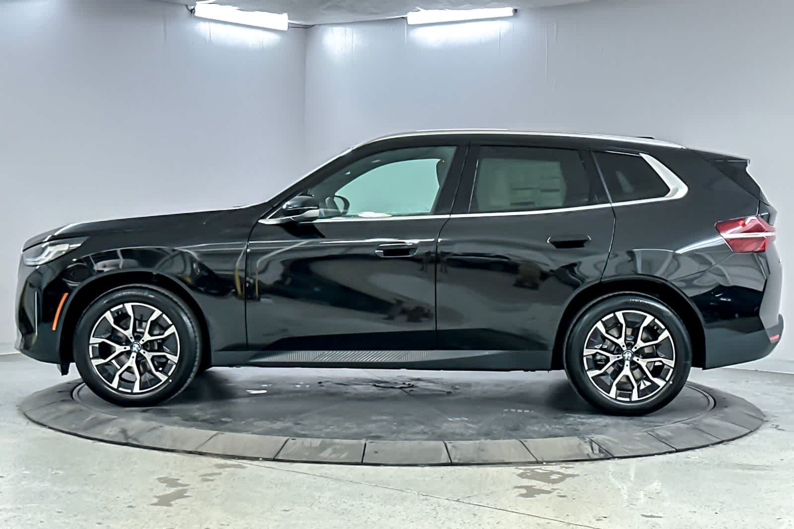 Used 2026 Black Sapphire Metallic BMW 30 xDrive image 5