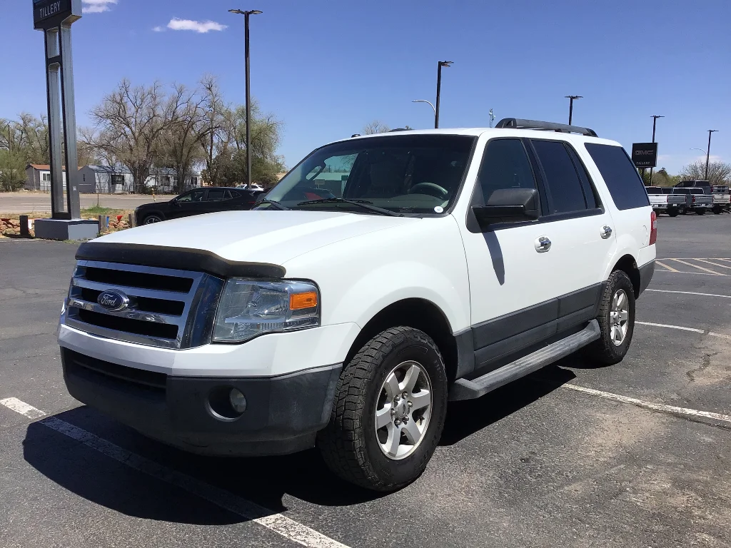 Used 2012 White Ford XLT image 3
