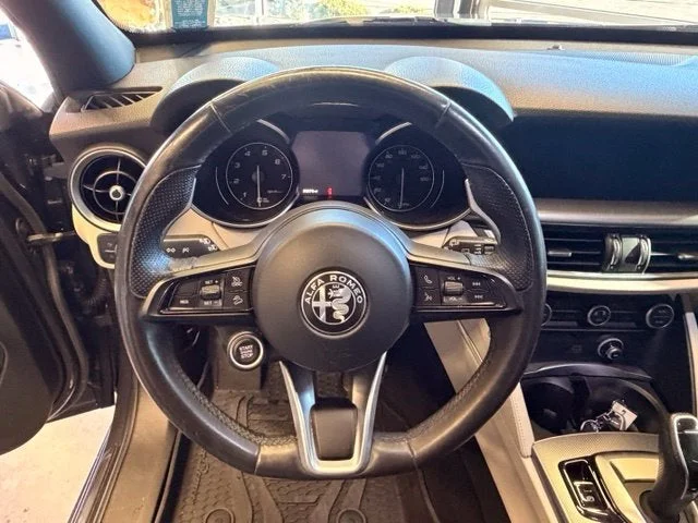 Used 2021 Vesuvio Gray Metallic Alfa Romeo Ti Sport image 16