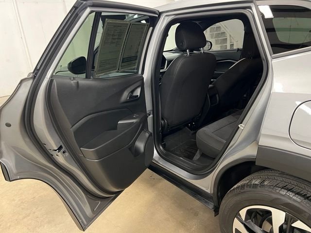 Used 2024 Gray Chevrolet 1RS image 23