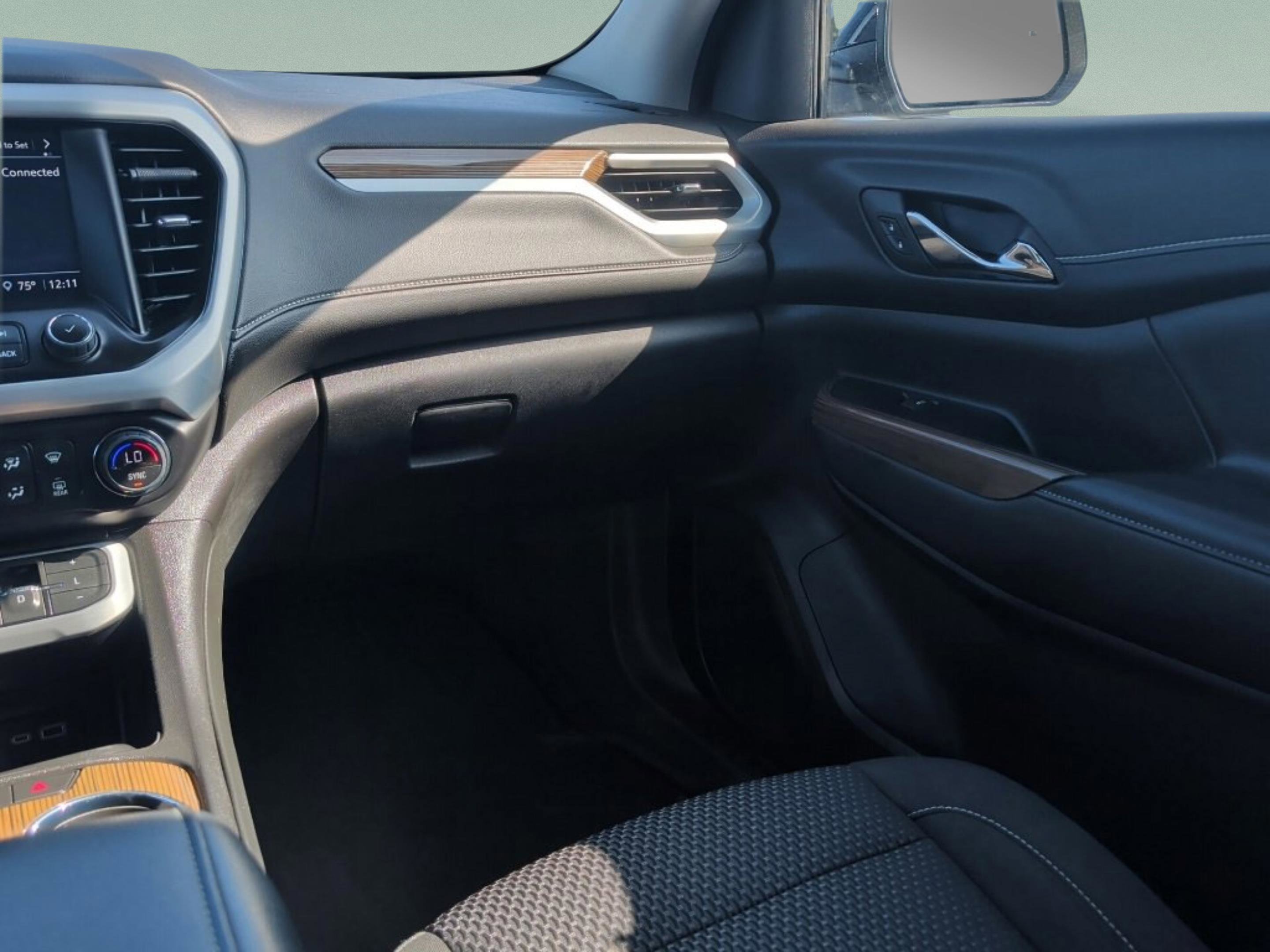 2023 GMC Acadia SLE - Photo 32