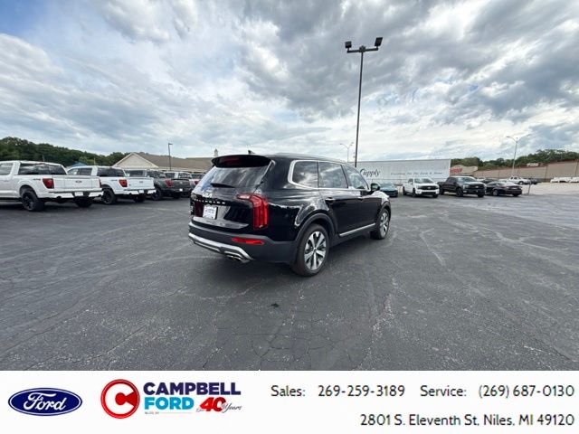 Used 2022 Black Kia SX image 3