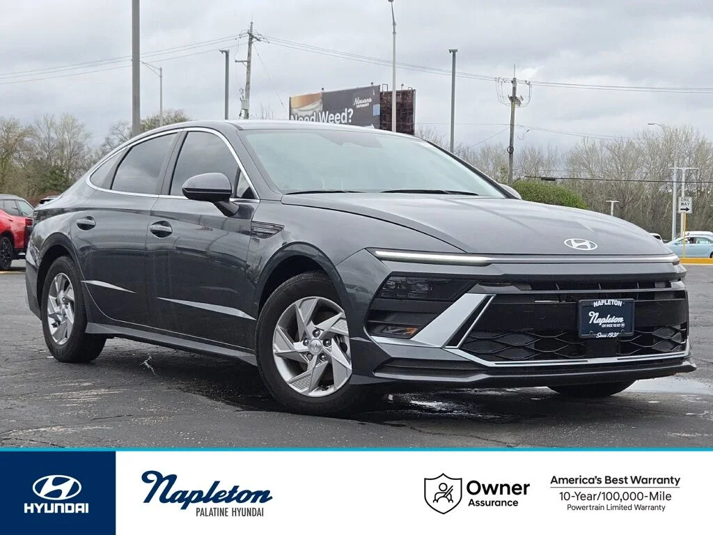 2025 Hyundai Sonata SE's photo