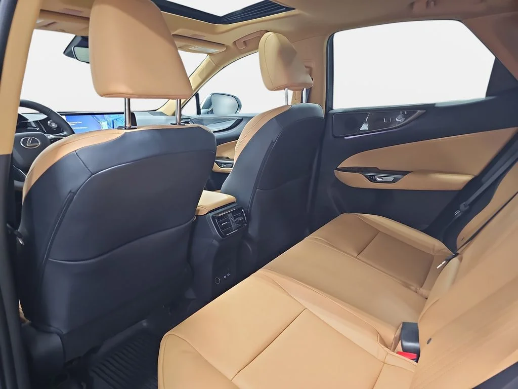 New 2026 Ultra White Lexus PREMIUM image 11