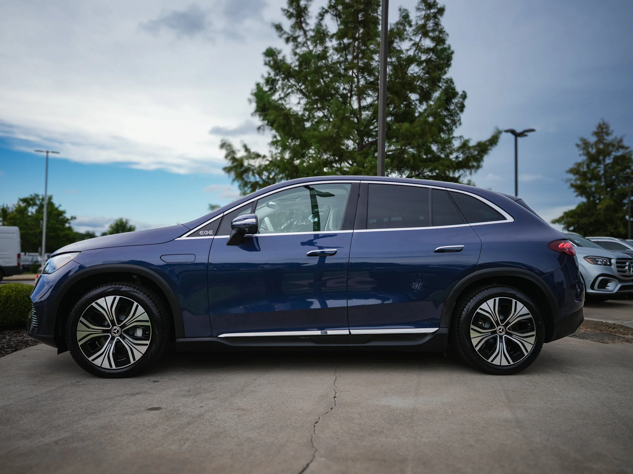 Certified Used 2023 Twilight Blue Metallic Mercedes-Benz 350 SUV image 10