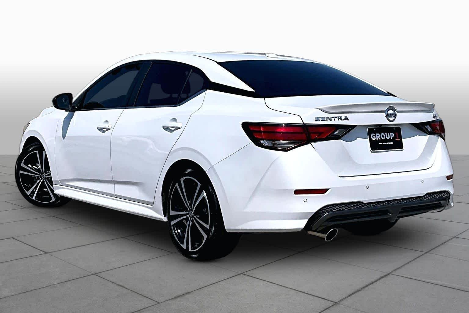 Used 2023 Aspen White Tricoat Nissan SR image 12