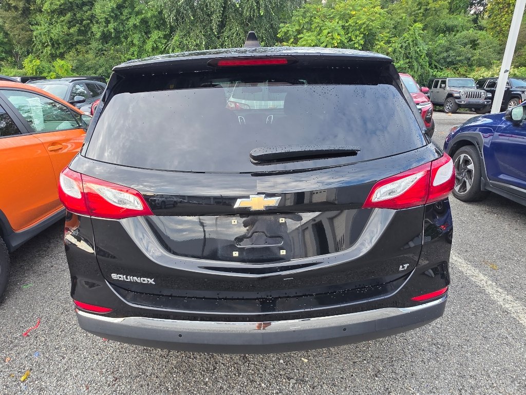 Used 2019 MOSAIC BLACK METALLIC Chevrolet LT image 4