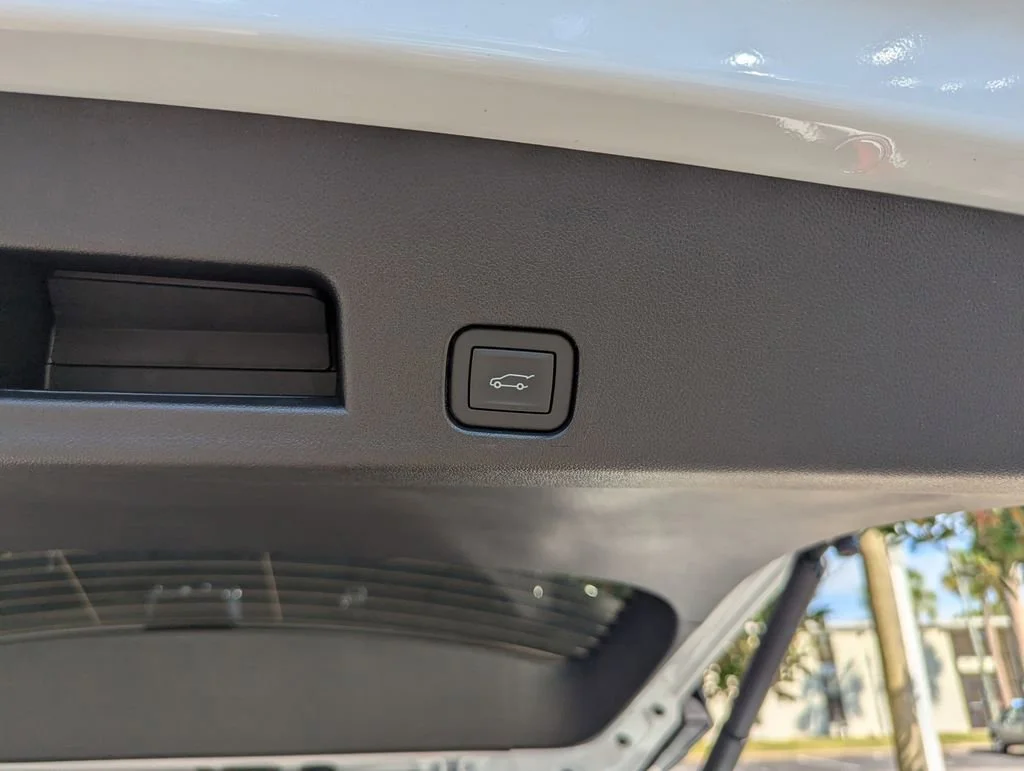2026 GMC Acadia Elevation - Photo 33
