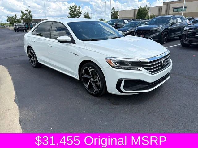 2021 Volkswagen Passat 2.0T R-Line
