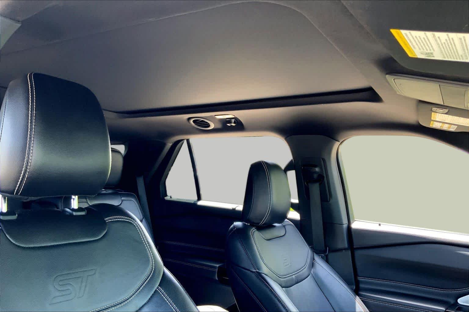 Used 2023 Agate Black Metallic Ford ST image 13