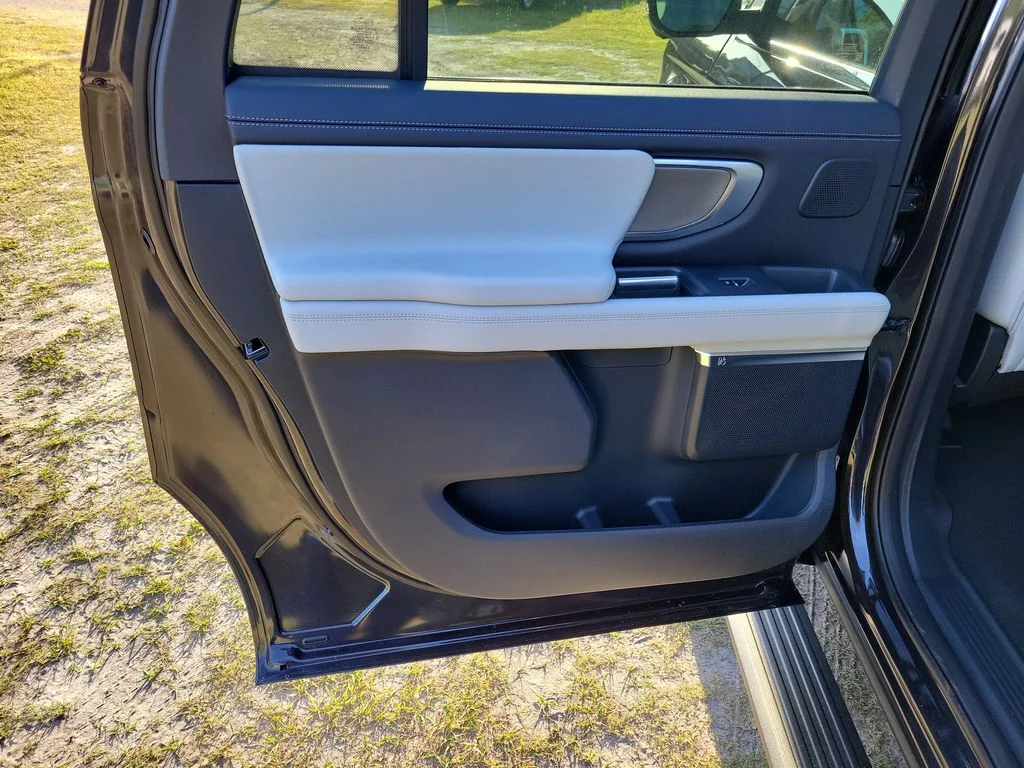 New 2026 Dark Matter Gray Metallic Ford MAX Platinum® image 26