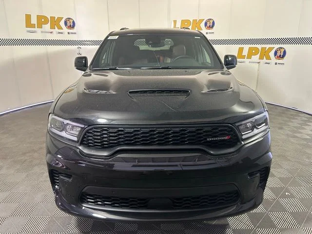 New 2026 Diamond Black Clear-Coat Exterior Paint Dodge GT PLUS image 9