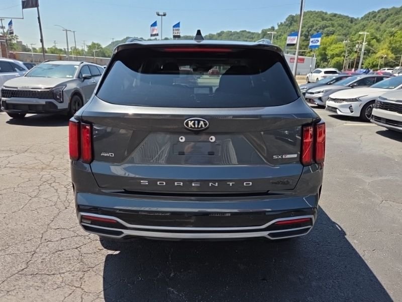Used 2021 Gray Kia SX image 6