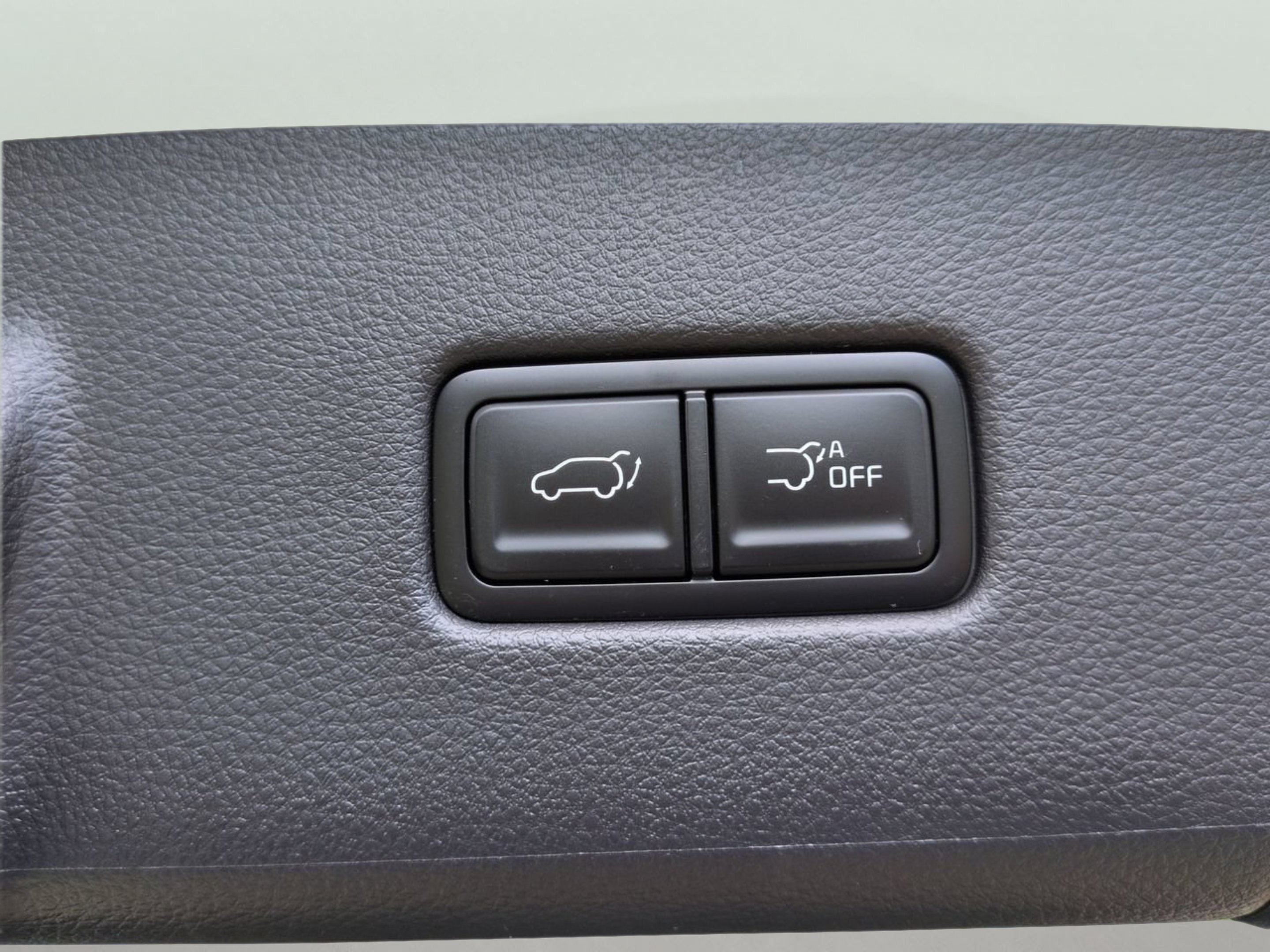 New 2026 Ceramic Silver Kia SX Prestige image 11