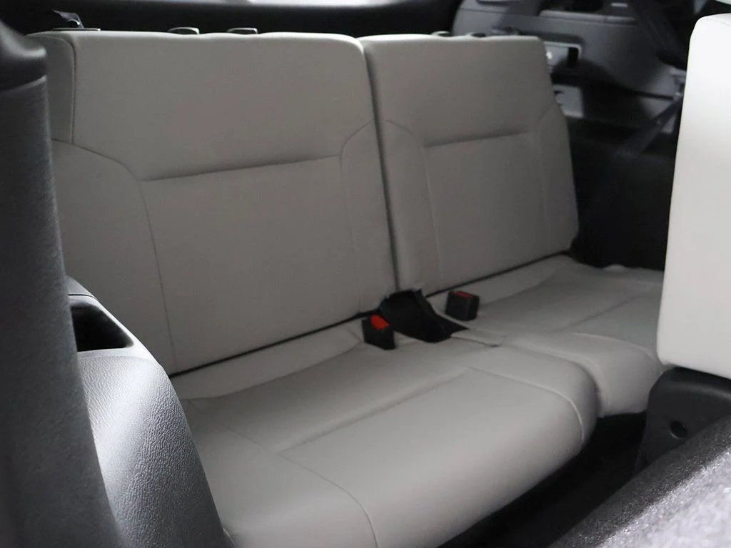 2025 Mitsubishi Outlander SE - Photo 34