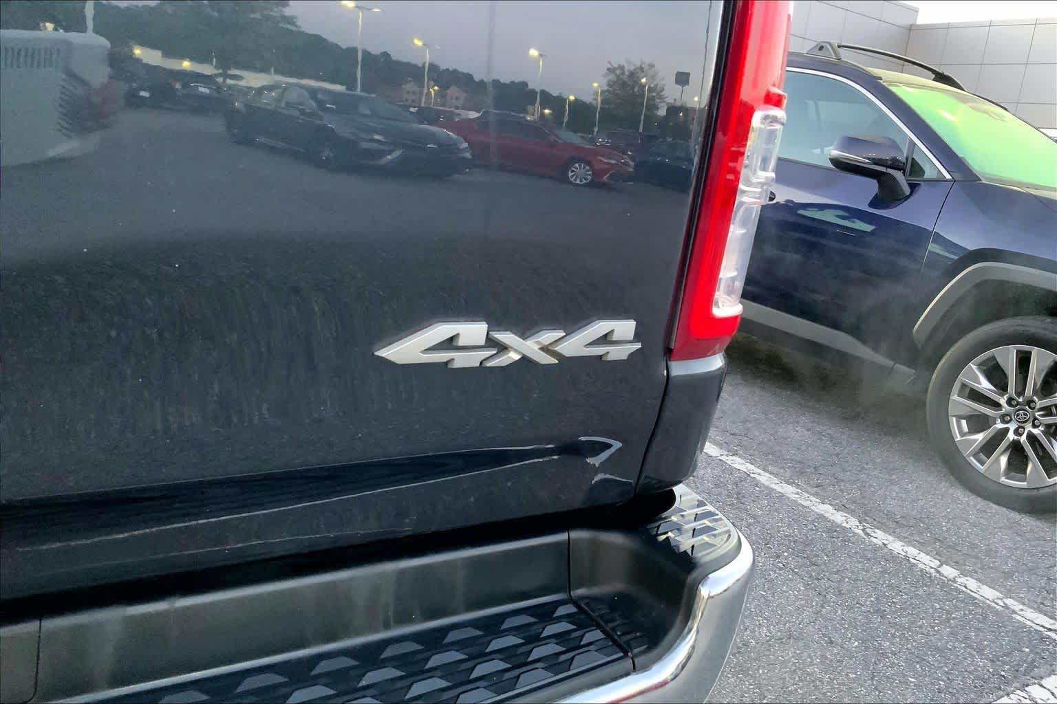 Used 2019 Maximum Steel Metallic Clearcoat Ram Big Horn/Lone Star image 9