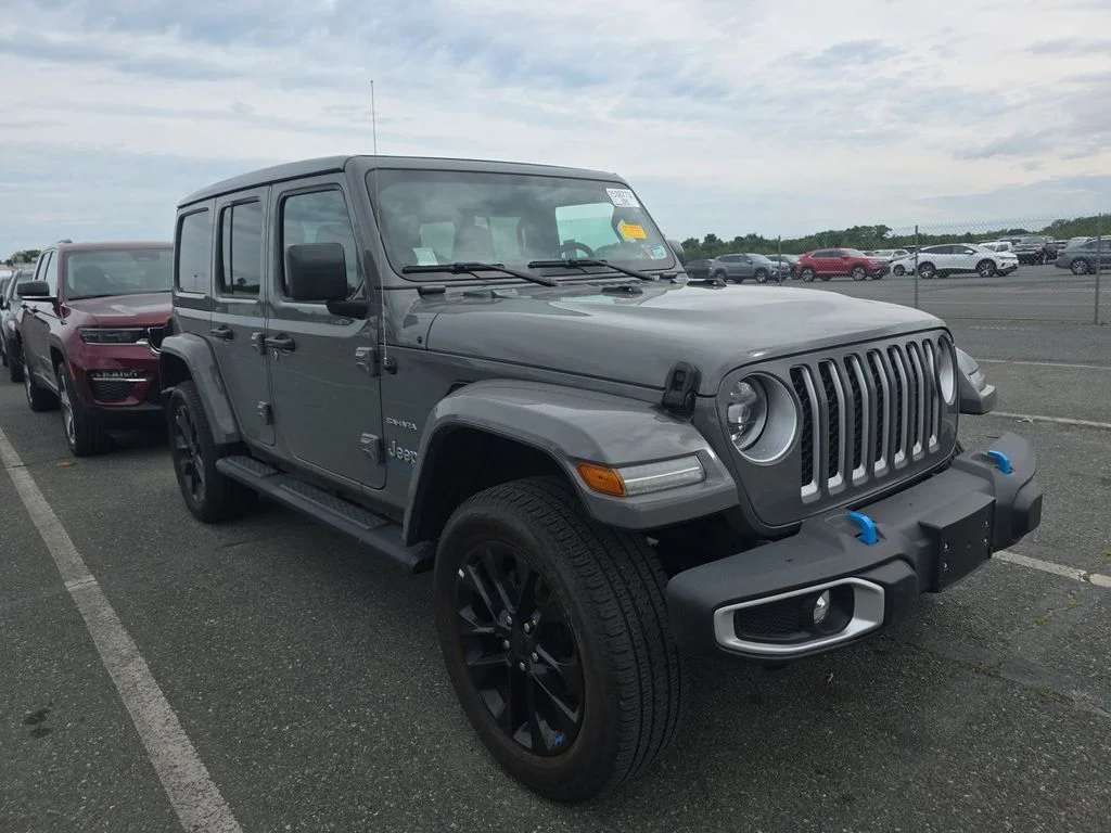 Used 2023 Gray Jeep Sahara 4xe image 3
