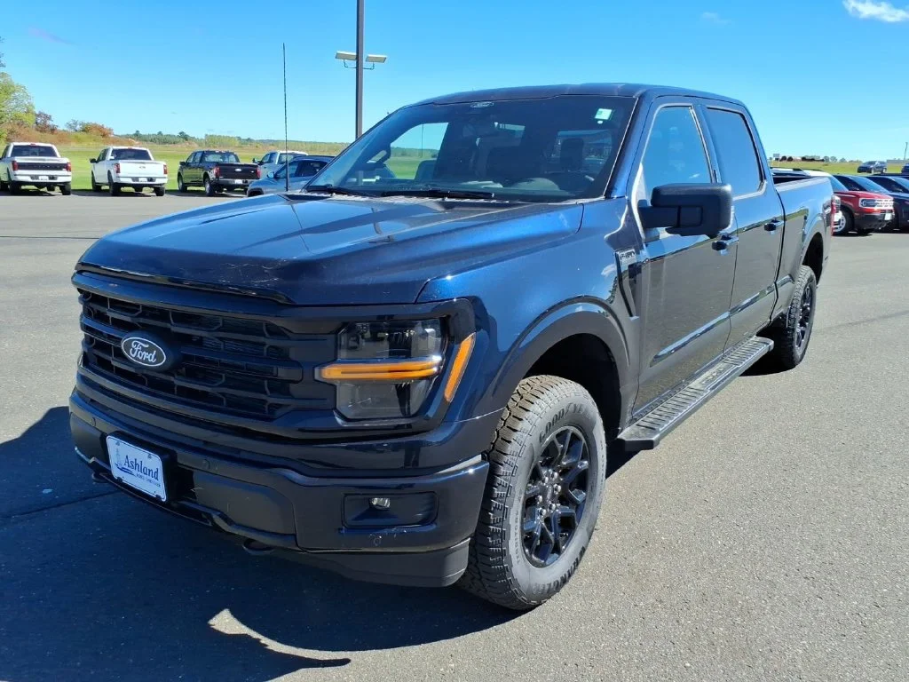 New 2026 Antimatter Blue Metallic Ford XLT image 3