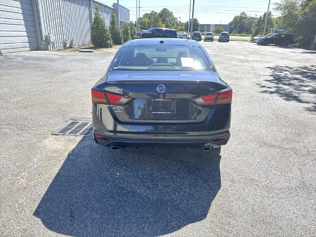 Used 2020 Blue Nissan 2.5 SL image 6