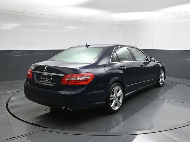 Used 2013  Mercedes-Benz E 350 image 8
